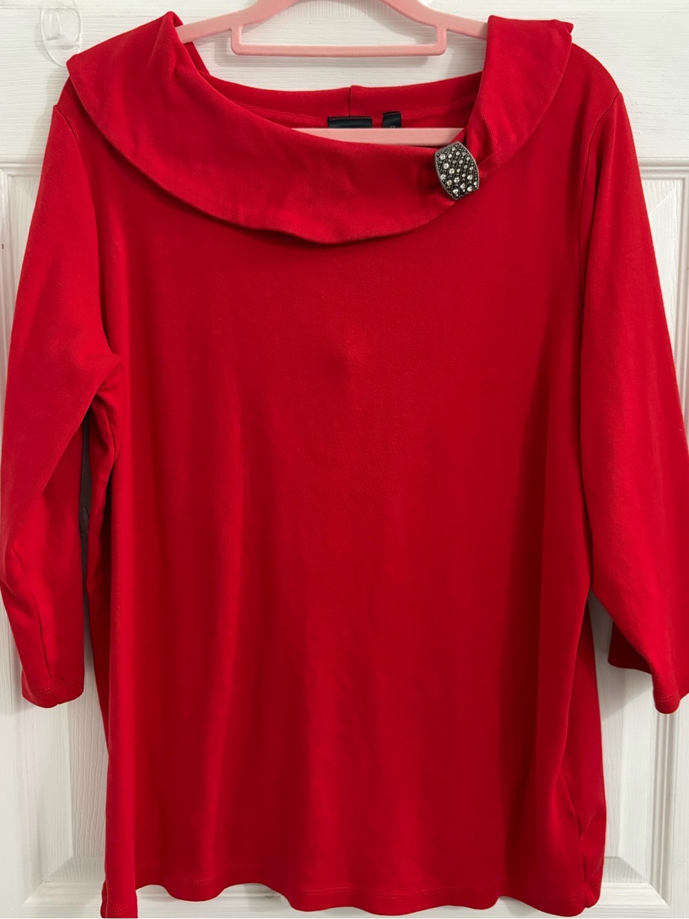 Rafaella Red Cowl Neck Sweater with Decorative Brooch Size 1X $10